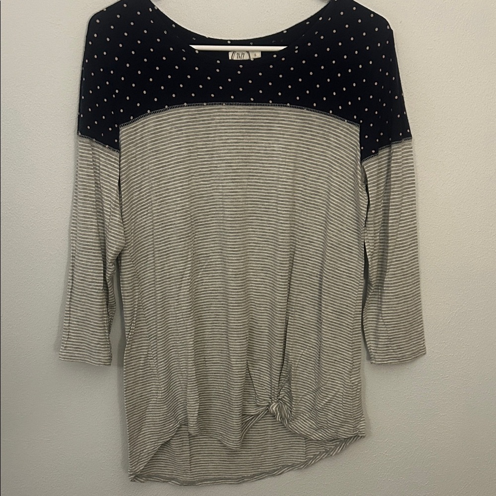 Maurices Black and Gray Striped Long Sleeve Top